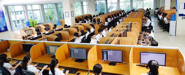 Nhân lực CNTT áp lực trước xu hướng cộng tác
